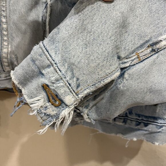 Levis Trucker Jacket Mens Size M Light Wash Distressed Denim Blanket Lined Vtg - Picture 9 of 16